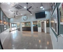 Alquiler de Local Comercial Reformado en Les Clotes, Vilafranca del Penedés: