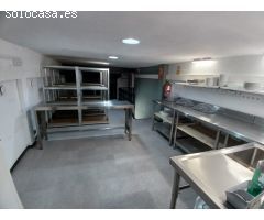 Alquiler de Local Comercial Reformado en Les Clotes, Vilafranca del Penedés: