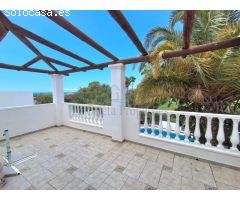 Lujosa villa con piscina privada e impresionantes vistas en Costa Adeje