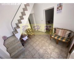 SE VENDE FABULOSA CASA TERRERA EN EL DESIERTO (GRANADILLA DE ABONA.)