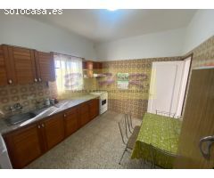 SE VENDE FABULOSA CASA TERRERA EN EL DESIERTO (GRANADILLA DE ABONA.)