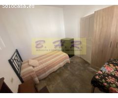 SE VENDE FABULOSA CASA TERRERA EN EL DESIERTO (GRANADILLA DE ABONA.)