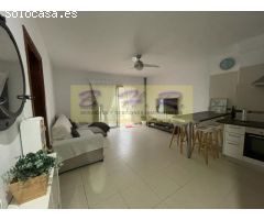 SE VENDE ACOGEDOR APARTAMENTO EN BAJAMAR TENERIFE.