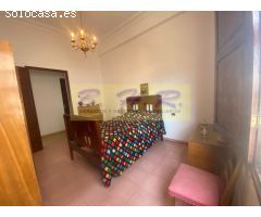Se vende casa antigua en Guía de Isora.