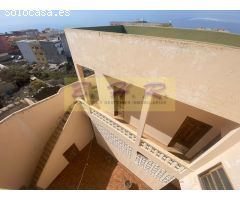 Se vende casa antigua en Guía de Isora.