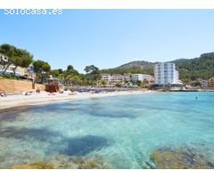 Mallorca Next Properties - Solar con licencia para unifamiliar con piscina