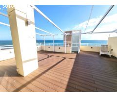 Fabuloso ÁTICO - DUPLEX frente al mar, espectacular terraza, vivienda de lujo.