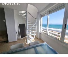 Fabuloso ÁTICO - DUPLEX frente al mar, espectacular terraza, vivienda de lujo.