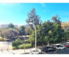 Gran piso de 4 dormitorios plaza Juan Pablo II, en zona residencial PAU 1 San