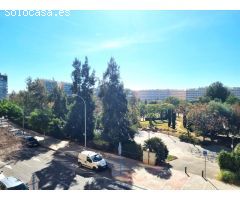 Gran piso de 4 dormitorios plaza Juan Pablo II, en zona residencial PAU 1 San