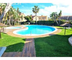 Chalet adosado impecable estado, en zona residencial de San Juan de Alicante