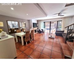Chalet adosado impecable estado, en zona residencial de San Juan de Alicante
