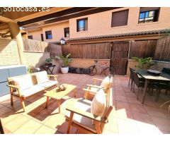 Chalet adosado impecable estado, en zona residencial de San Juan de Alicante