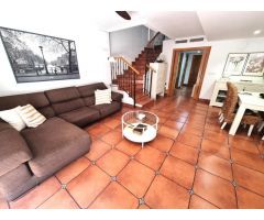 Chalet adosado impecable estado, en zona residencial de San Juan de Alicante