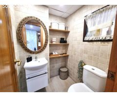 Chalet adosado impecable estado, en zona residencial de San Juan de Alicante