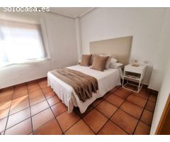 Chalet adosado impecable estado, en zona residencial de San Juan de Alicante