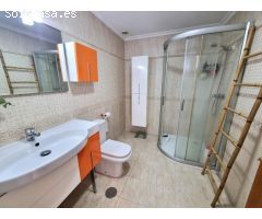 Chalet adosado impecable estado, en zona residencial de San Juan de Alicante