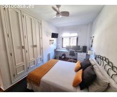 Chalet adosado impecable estado, en zona residencial de San Juan de Alicante