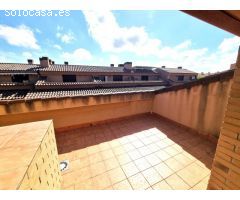 Chalet adosado impecable estado, en zona residencial de San Juan de Alicante