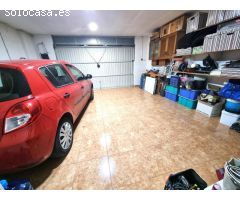 Chalet adosado impecable estado, en zona residencial de San Juan de Alicante