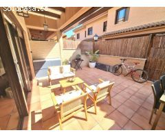 Chalet adosado impecable estado, en zona residencial de San Juan de Alicante