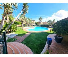 Chalet adosado impecable estado, en zona residencial de San Juan de Alicante