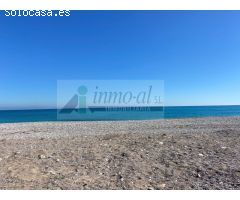 Oportunidad única. Solar situado en primera línea de playa.