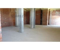 Local comercial en venta, en Sevilla Este.