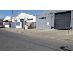 Nave en el P.I. El Pino