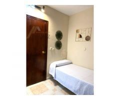 Amplia casa de 4 dormitorio en Colonia Weil de RENTA LIBRE
