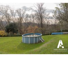 Caserío del siglo XV situado a las faldas del monte Jaizkibel en Hondarribia