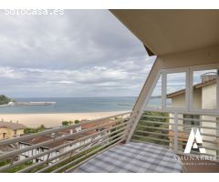 Dúplex con terraza, garaje y vistas de ensueño en Urbanización Goizut