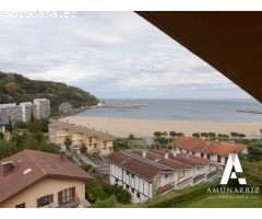 Dúplex con terraza, garaje y vistas de ensueño en Urbanización Goizut
