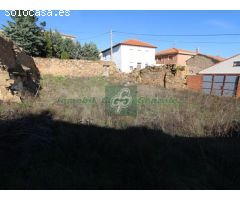 Casa con gran garaje o local