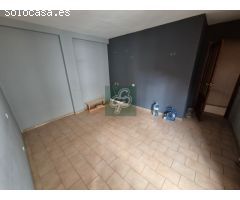 Casa en el campo, estilo payesa en Santa Gertrudis, para alquiler anual.