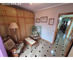 Casa en el campo, estilo payesa en Santa Gertrudis, para alquiler anual.