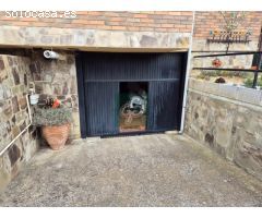 Casa en el campo, estilo payesa en Santa Gertrudis, para alquiler anual.