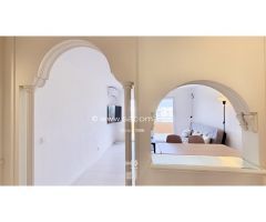 Apartamento de 3 dormitorios con piscina.