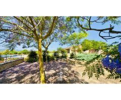 Un oasis de tranquilidad con vistas panorámicas al mar y a la montaña