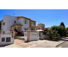 Chalet en calle tranquila cerca del mar.