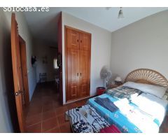 CHALET EN EL MONTE DEL CASAR CON PISCINA Y PISTA DEPORTIVA.