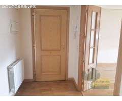 EXCELENTE APARTAMENTO DE ESQUINA EN EL CENTRO DE CÁCERES, CON VISTAS FANTÁSTICAS
