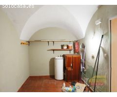 PRECIOSA CASA CON JARDIN y GARAJE