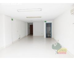 OFICINA CON VISTAS A CANOVAS