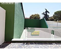 MAGNIFICO PISO EN CANOVAS CON PISCINA Y PISTAS DE PADEL.