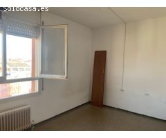 PISO DE 4 HABITACIONES ZONA EIX MACIA-CENTRO