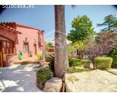 MAGNÍFICA FINCA CON 3 PROPIEDADES INDEPENDIENTES Y GRAN JARDÍN