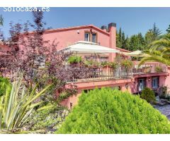 MAGNÍFICA FINCA CON 3 PROPIEDADES INDEPENDIENTES Y GRAN JARDÍN