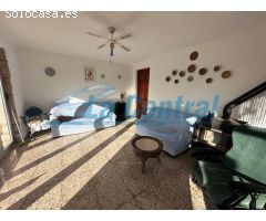 Casa de dos plantas en venta en Sant Josep de la Muntanya. Tortosa.