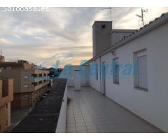 Ático en venta en la Sénia muy luminoso. Inmobiliaria Sénia 11275